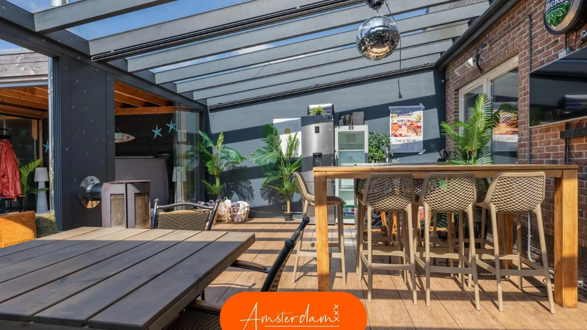 Amsterdam Group Stay - 26 Beds - Jacuzzi & Sauna Zwanenburg Villa